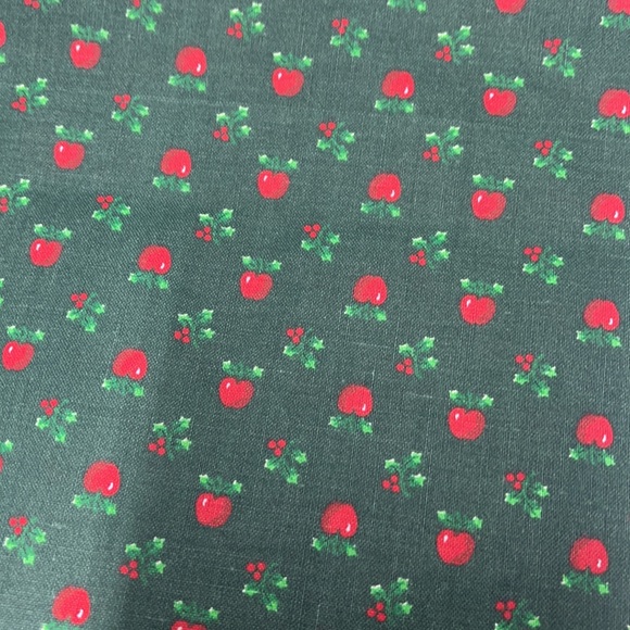 Large piece of Christmas fabric for crafts and sewing - Picture 5 of 7